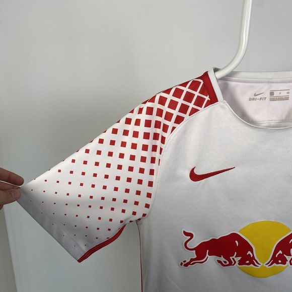 Nike Red Bull Salzburg 2016/2017 Home Football Shirt Jersey Austria Mens Small - Picture 8 of 16